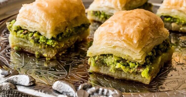 Baklava Bayiliği Veren Firmalar 2021 752x395 baklava nasil yapilir ev yapimi baklava tarifi 1581950004034 - Baklava Bayiliği Veren Firmalar 2021